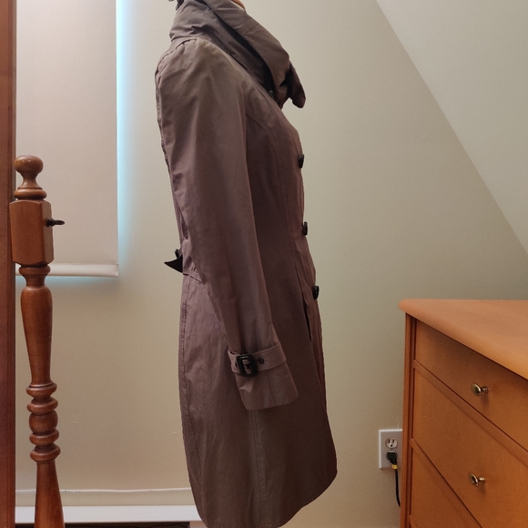 Beautiful Mackage trenchcoat, EUC, XS - Picture 3 of 9